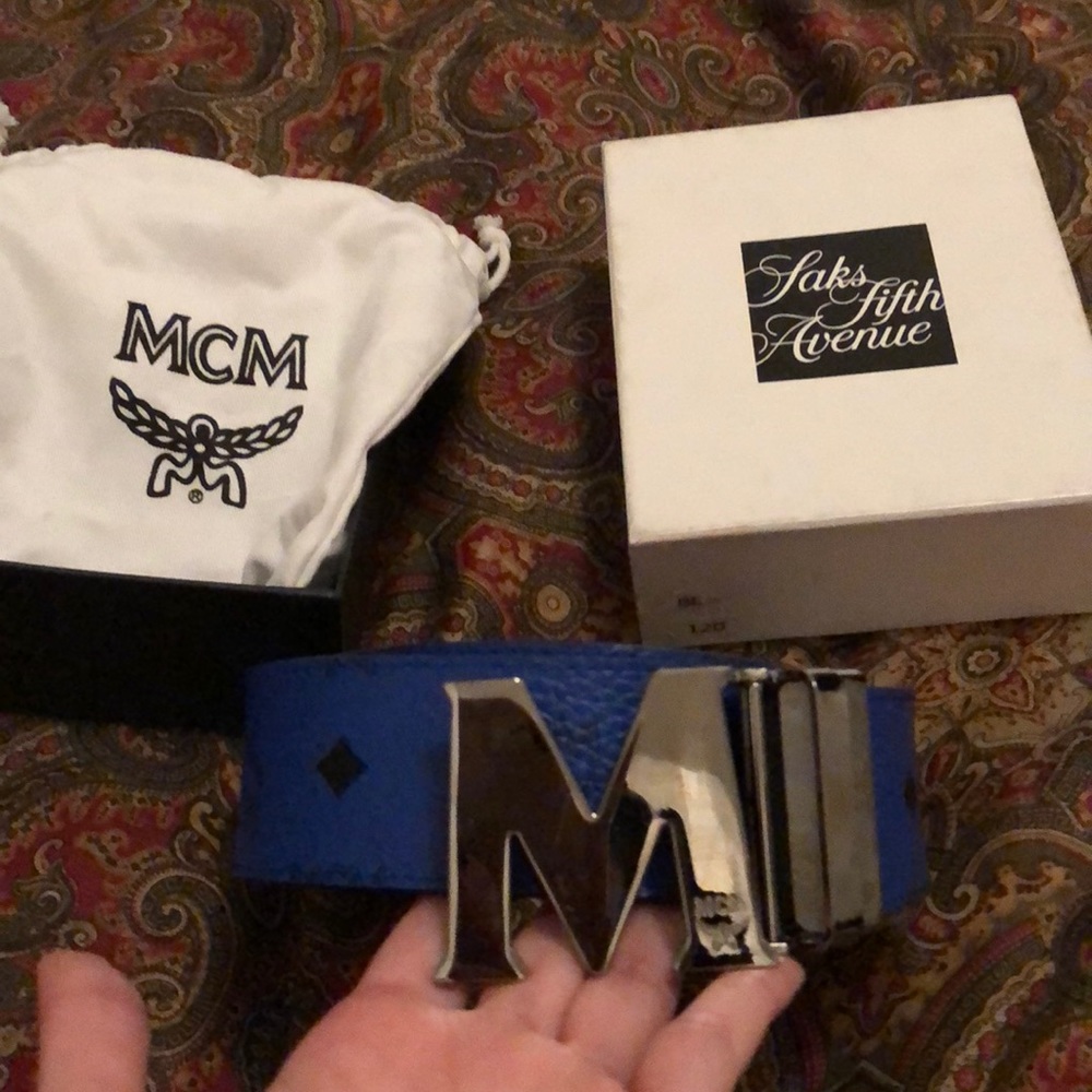 MCM reversible belt